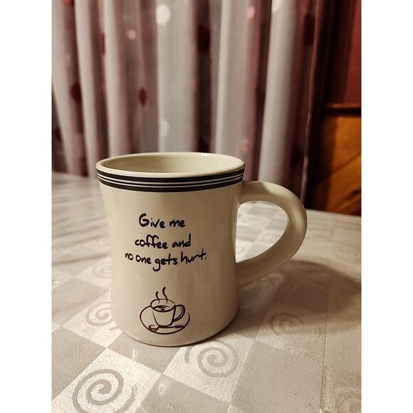 Exclusive Coffee Mug “Give Me Coffee And No One Gets Hurt" - Picture 2 of 8
